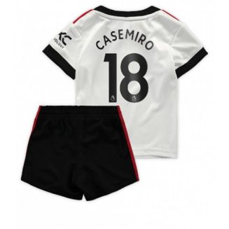 Manchester-United-Casemiro-18-Kind-Uittenue-2022-23_3